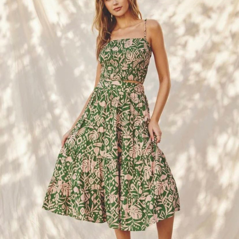 Dress Forum 2pc Top and Skirt